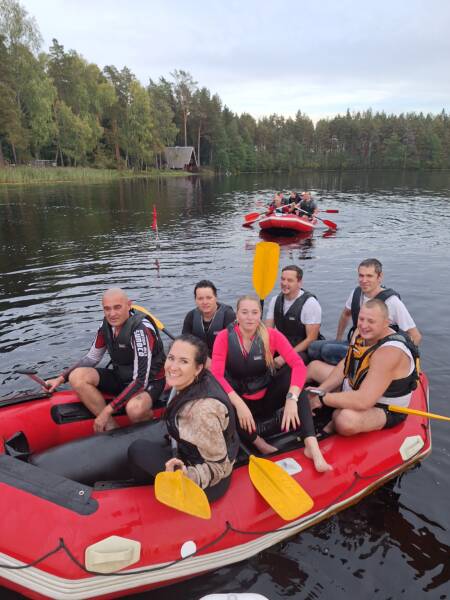 meeskond raftirallil