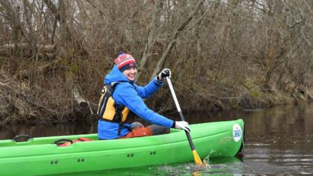 Matkajuht Gertrud kanuuga keila jõel