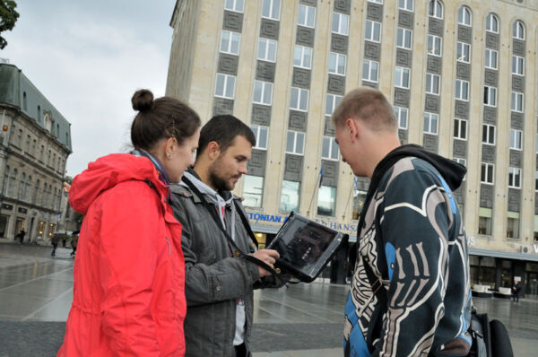 Loquiz iPadil Tallinna vanalinans