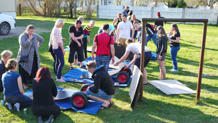 F1 ehitus ja ralli suvepäeva lõbustusena